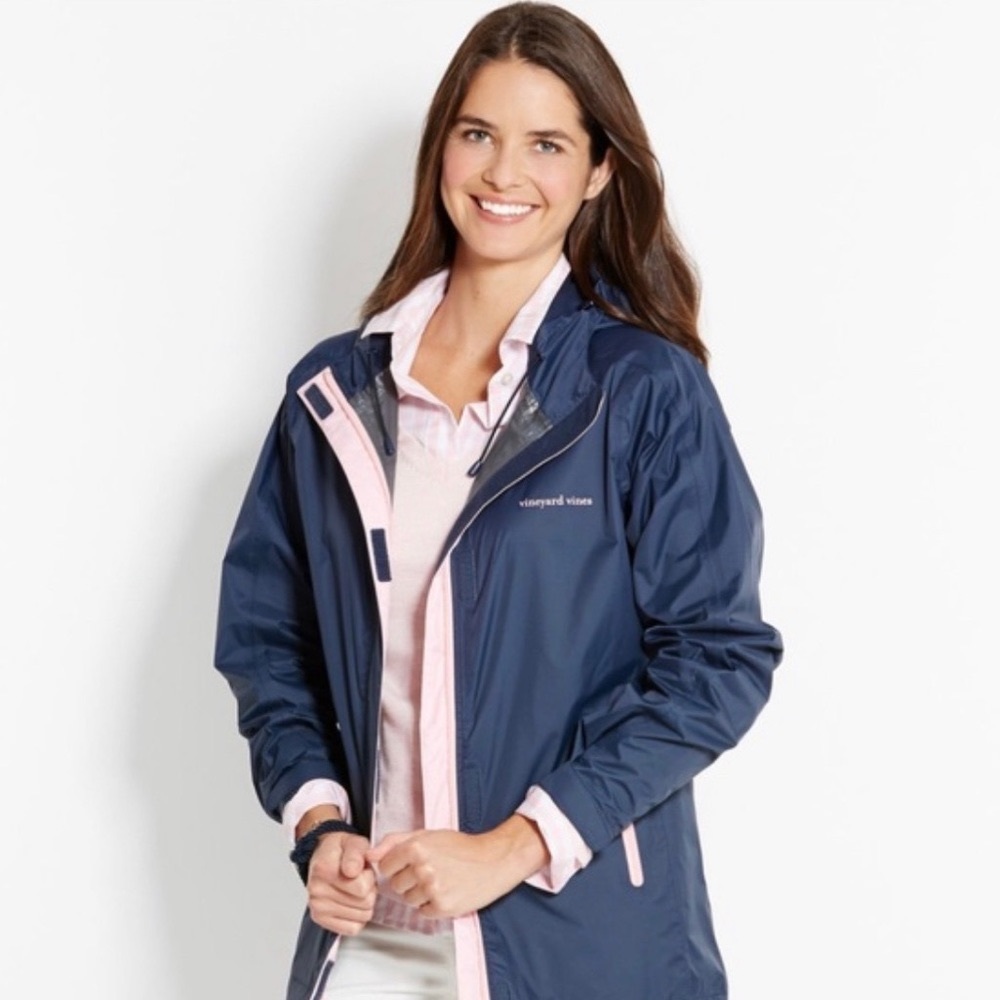 Vineyard Vines Navy rain jacket